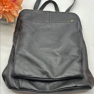 Vera Pelle Gorgeous Pebble Black Leather Backpack Made in Italy - Florence